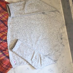 Girl’s vineyard vines top sweatshirt